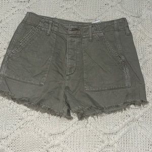 American eagle green shorts